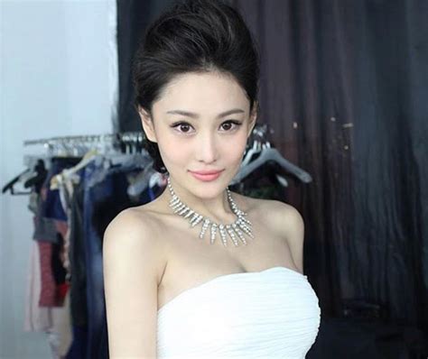 30 Most Beautiful Chinese Women Pictures In The World Of