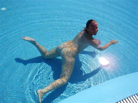 girls swimming naked amateur dare pics