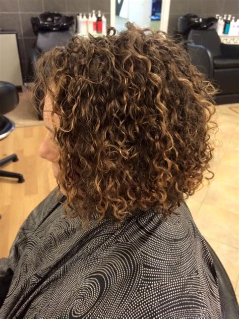 Nice Permed Bob Style Permed Hairstyles Curly Hair Styles Short