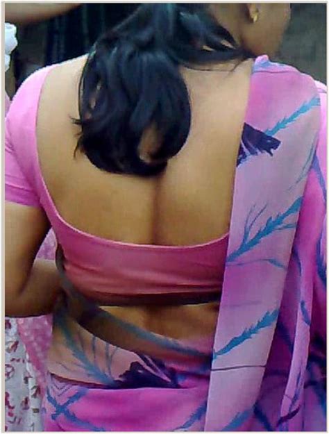 aunties saree blouse cleavage images aunty sexy boob curves