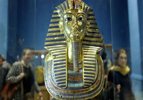origin of tutankhamun s extraterrestrial dagger discovered