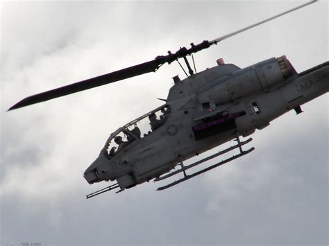 usmc ah  super cobra helicopter gunship defence forum military  defencetalk