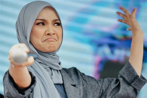 Backup Nabila Razali Netizen Ungkit Kesilapan Siti Nurhaliza