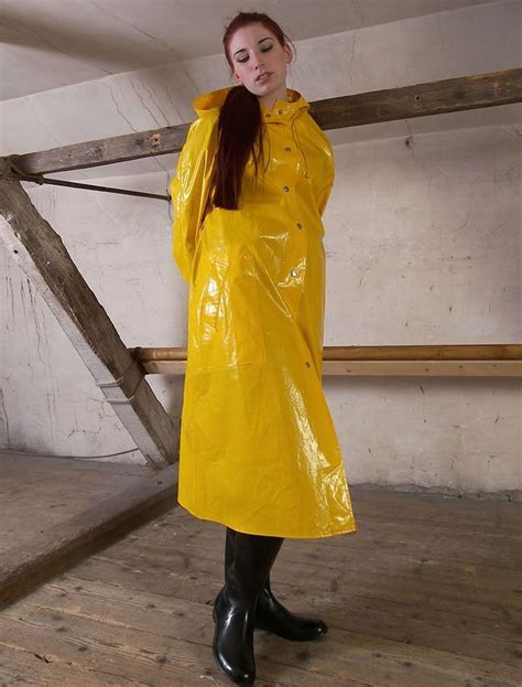 raincoatsforwomen regenmantel regenkleidung