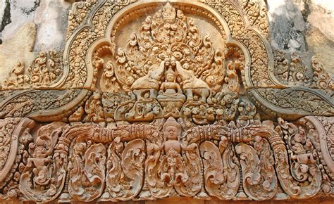 la deesse shri temple de banteay srei le motif central  flickr
