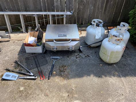 lot  propane table top grill  propane tanks grilling accessories adams northwest