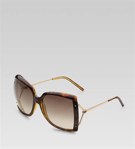 gucci large square frame sunglasses with gg logo and web on temples in