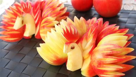 italypaul art  fruit vegetable carving lessons art  apple peacocks fruit carving