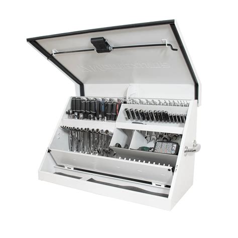 30 X 15 In Steel Triangle™ Toolbox – Montezuma® Toolboxes And Tool Storage