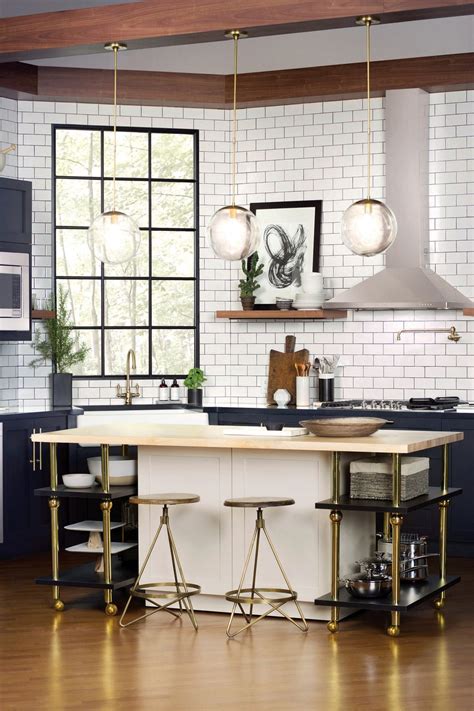 7 inspirasi dapur terlihat klasik dengan hitam dan putih