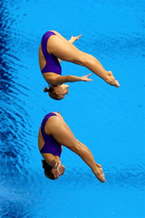 Olympics China U S Medal In Synchronized Diving Cbs News