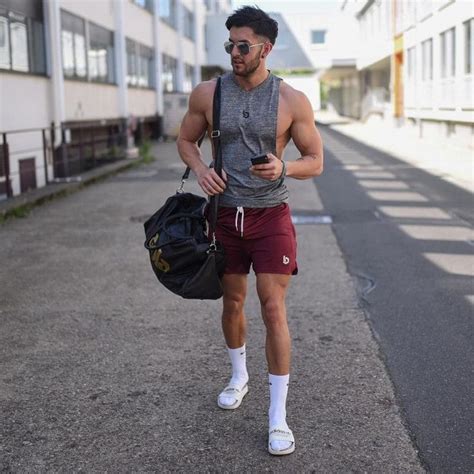 best summer gym and workout outfits for men 12 men outfits