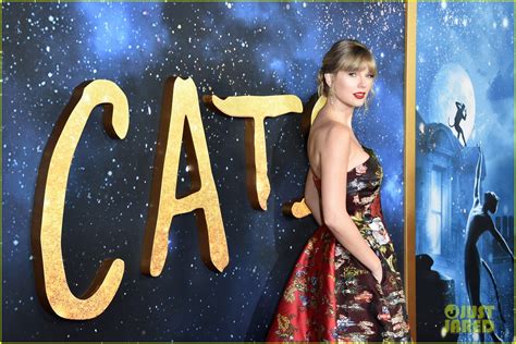 Taylor Swift Looks Stunning In Red Floral Dress At Cats Nyc Premiere