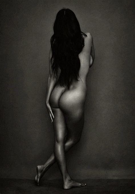 Kourtney Kardashian Fappening Nude And Sexy 25 Photos