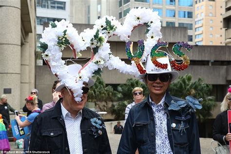 thousands of gay marriage supporters rally in sydney daily mail online