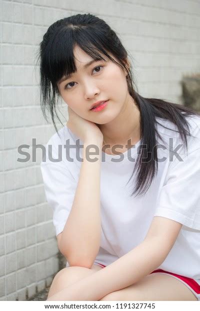 Asie Thaïlandaise Adolescente Japonaise Adolescent Blanc Photo De