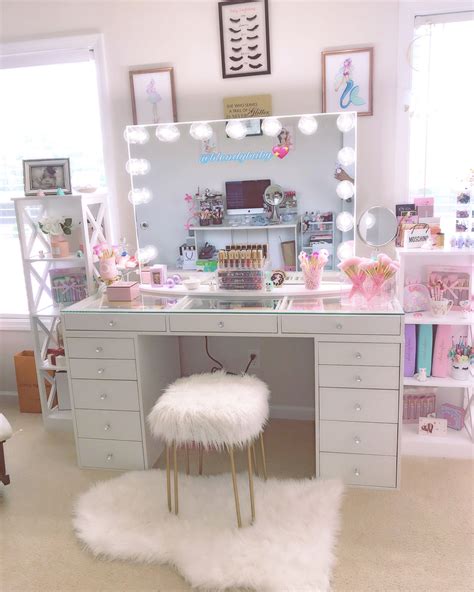 My Vanity 💖💕 Maquillaje Makeupvanity Makeuproom