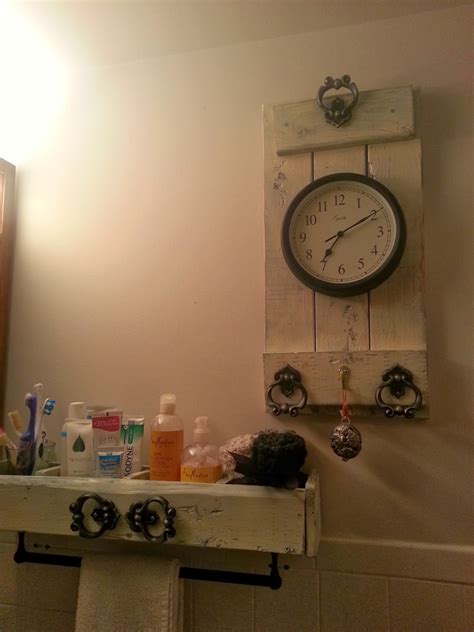 freckles  family rustic bathroom wall clock