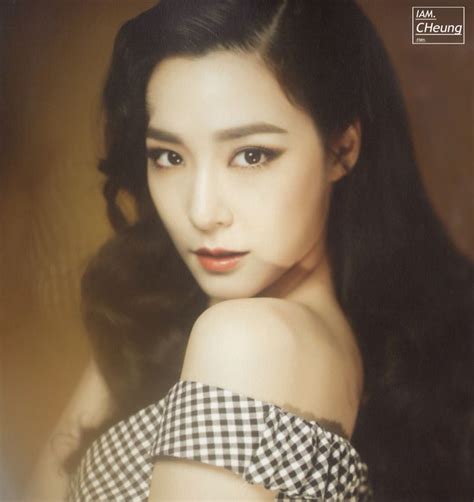 150821 Lion Heart Official Album Photobook Snsd Tiffany
