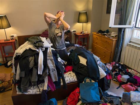 photos of clutter that will inspire you to tidy up your home