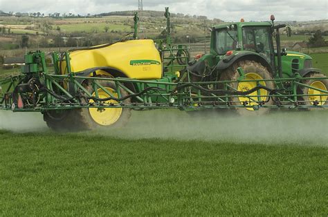 list  agricultural pesticide spraying courses  ireland
