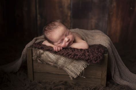 vanleeuwen photography barrhead photographer newborn photography