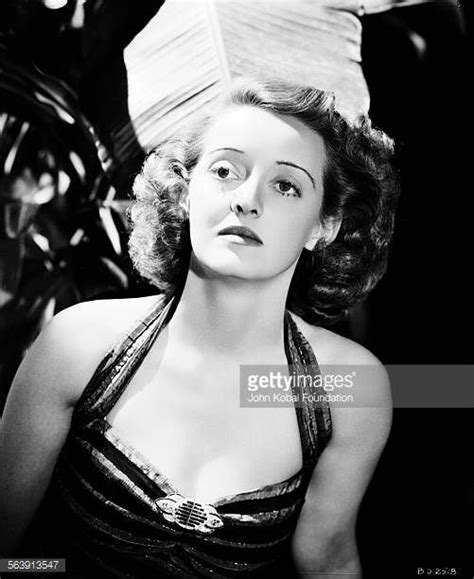 bette davis photo by george hurrell 1939 classic