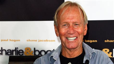 paul hogan to play himself in ‘the very excellent dundee