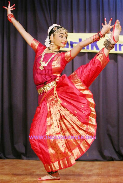 indian dance google search dance    watching dansers en