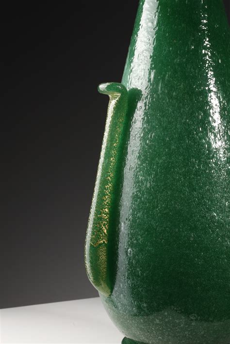 vaso  vetro verde pulegoso foglia oro sulle anse seguso vetri darte