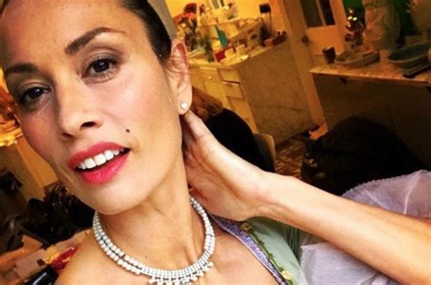 Melanie Sykes Instagram Great Celebrity Bake Off Babe S New Look Wows