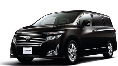 nissan elgrand luxury minivan debuts  japan previews  quest