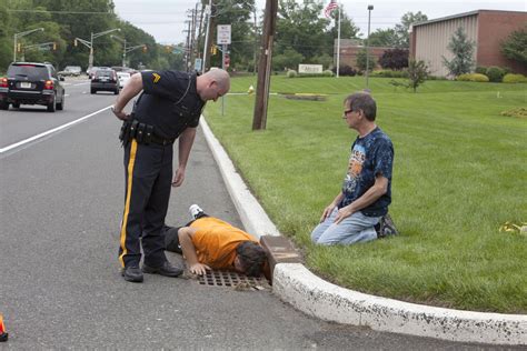good samaritan laws protect bystanders helping