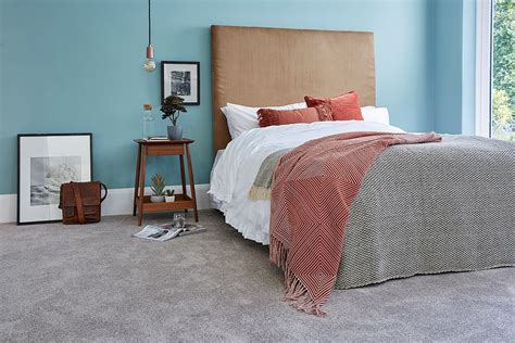 cosy  chic stylish luxury bedroom carpets ideas cormar carpets