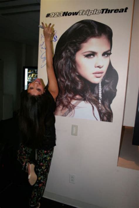 292 best images about selena gomez on pinterest her hair selena gomez fan and selena