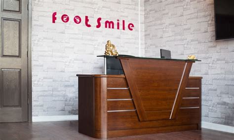 foot smile spa chicago     chicago il groupon