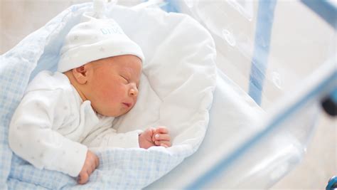 milking umbilical cord  clamping benefits newborns