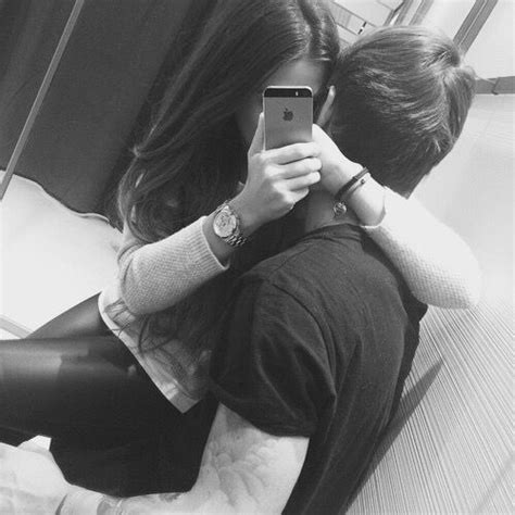 pinterest darkfrozenocean tumblr relationship lovers love together kiss hug