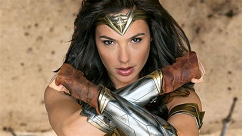 Wonder Woman Gal Gadot Ultimate Edition