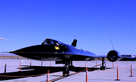 usaf sr 71 blackbird strategic reconnaissance aircraft defence forum