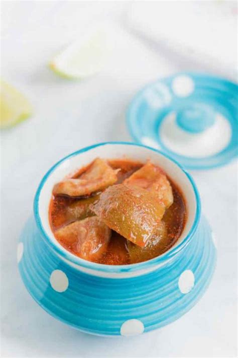 lunu dehi traditional sri lankan pickle recipe  flavors