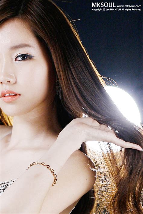 gorgeous lee ji min ~ cute girl asian girl