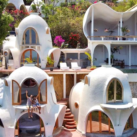 Harga Menginap di Makalele Domes Villas Lombok Terbaru