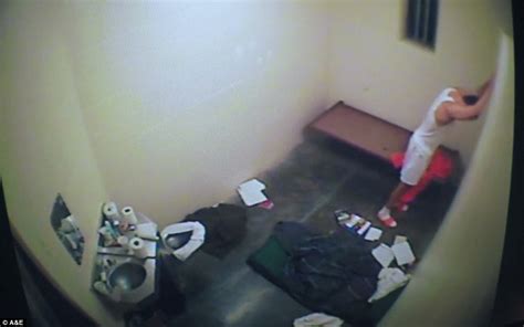 shock findings of undercover prisoners who lived in clark county jail for two months daily