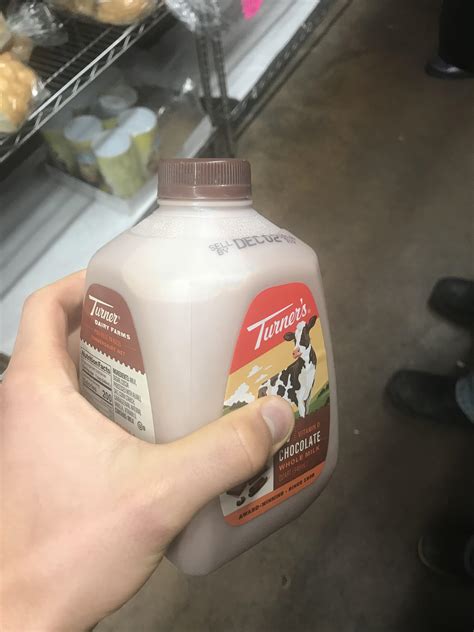 mini gallon  milk rmildlyinteresting