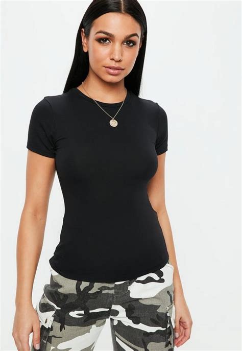 black fitted crew neck t shirt missguided