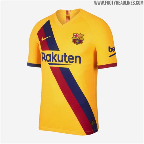 barcelona    kit revealed footy headlines
