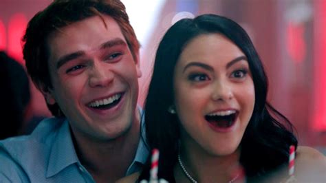 Fans Think Kj Apa And Camila Mendes Are Dating Thanks To