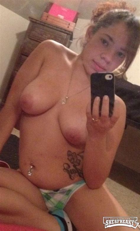 nude selfies 3 shesfreaky