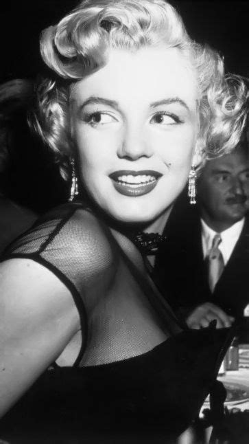 Vintage Hollywood Classics Marilyn Monroe Marilyn